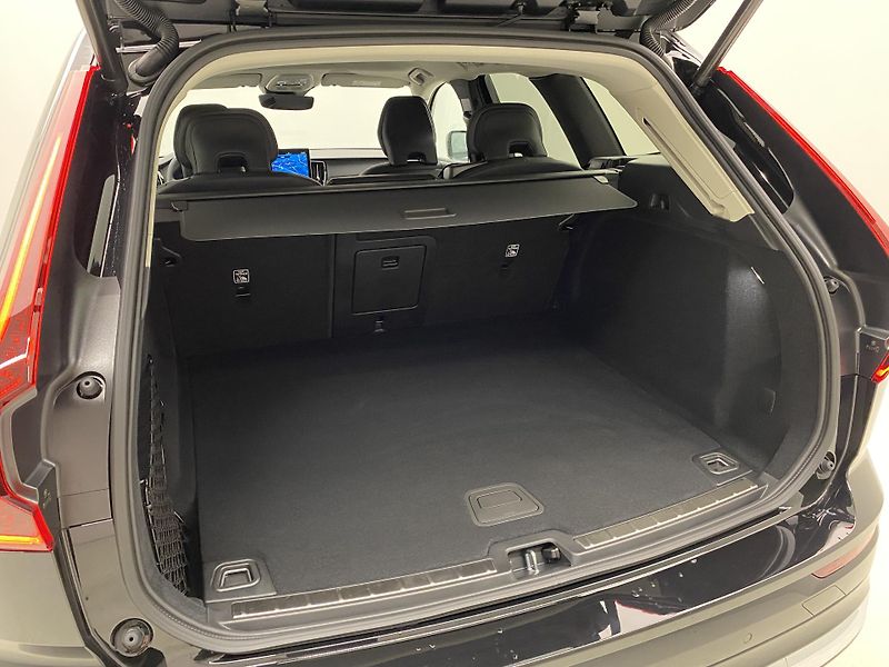 Volvo XC60 (2026) B5 AWD AUT BRIGHT PLUS  - fotka 5 z 67