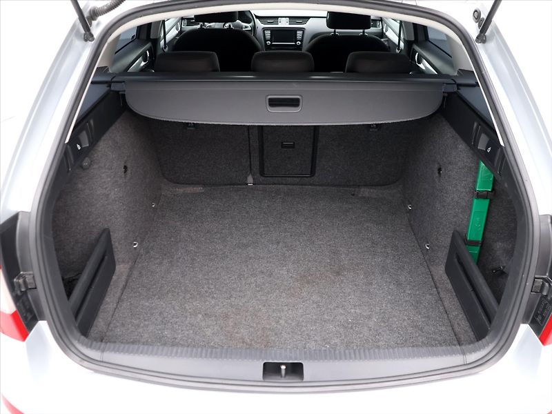 Škoda Octavia 2,0 TDI 110kW Style CZ - fotka 10 z 36