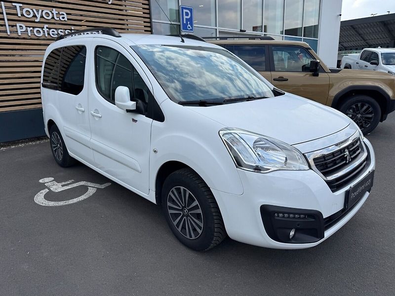 Peugeot Partner Teepee Active - fotka 13 z 16
