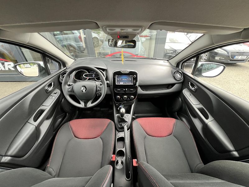 Renault Clio 1.2i 16v NAVI KLIMA PŮVOD ČR - fotka 18 z 39