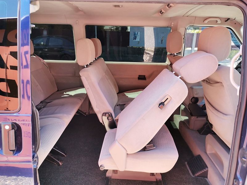 Volkswagen Caravelle (2003) 2.5TDi 75kw 8míst Long AC TZ - fotka 17 z 27
