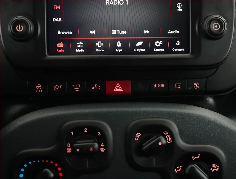 Fiat Panda (2024) City Life 1.0 FireFly - fotka 14 z 18