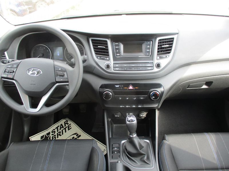 Hyundai Tucson 1.6 GDi 99kW*70tkm*KRÁSNÝ STAV - fotka 15 z 41