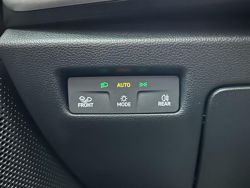 Škoda Superb 2.0 TDI 4x4 L & K - fotka 16 z 30