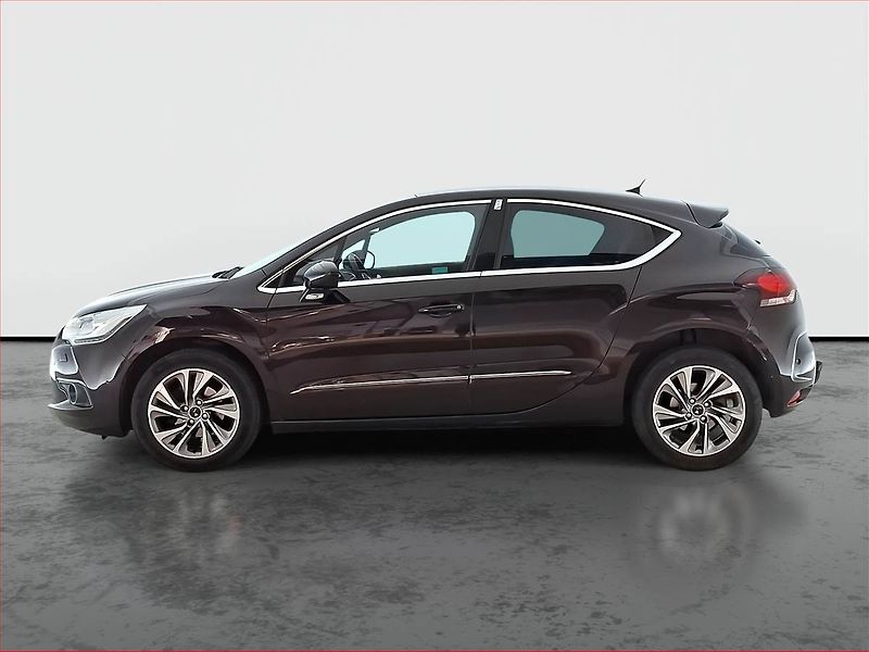 DS Automobiles DS4 (2015) 1.6 BlueHDi, ČR,1.maj, Navi - fotka 3 z 17