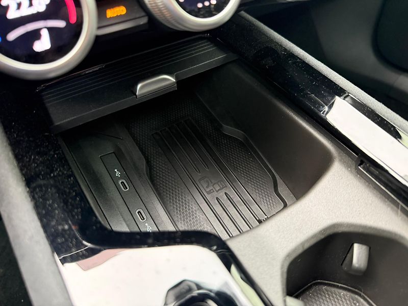 Škoda Superb Sportline 2.0 TDI 110KW DSG Co - fotka 21 z 29