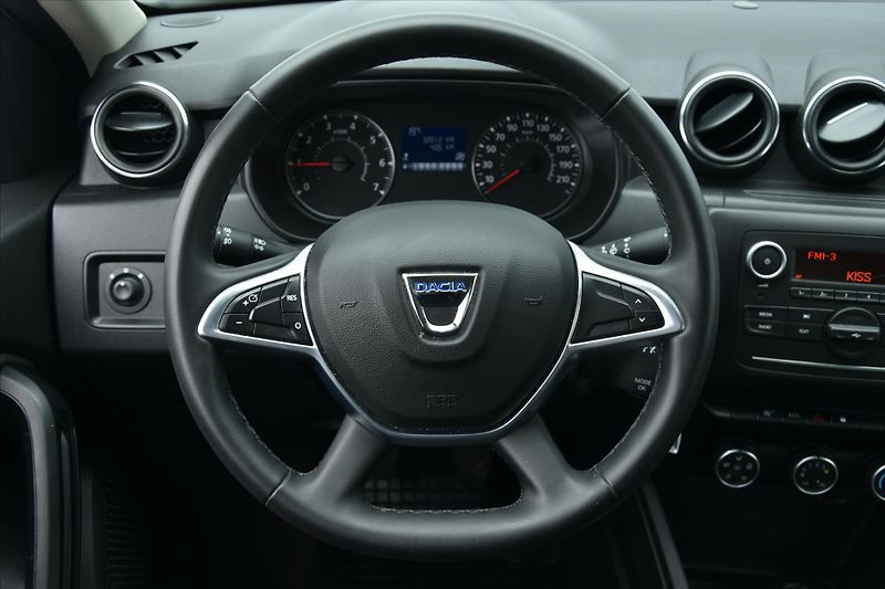 Dacia Duster 1.0TCe 67kW 1. MAJITEL ČR - fotka 13 z 21