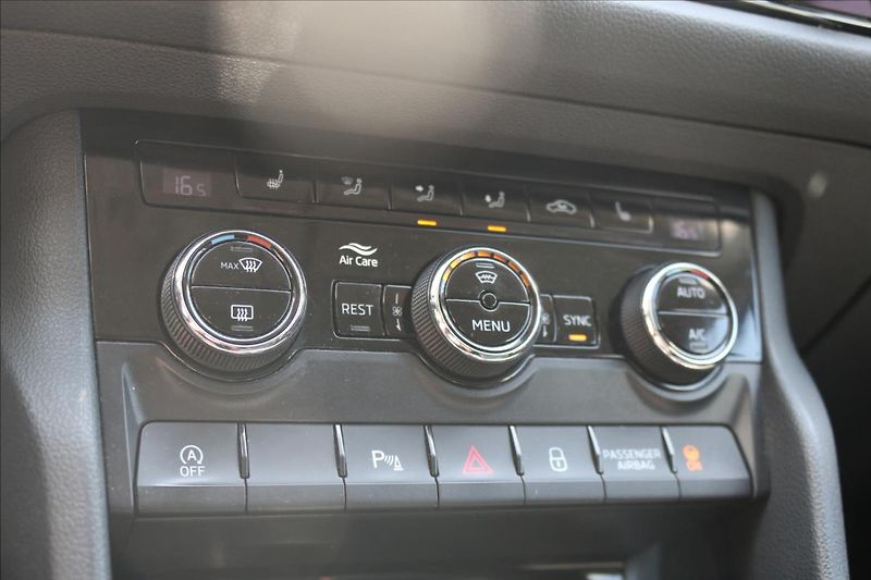 Škoda Kodiaq 2,0 TDi, DSG , 4x4, Sportline - fotka 25 z 51