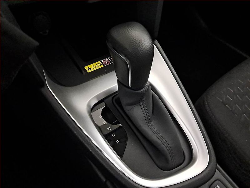 Toyota Yaris Cross (2024) 1.5 VVT-iE - fotka 13 z 16