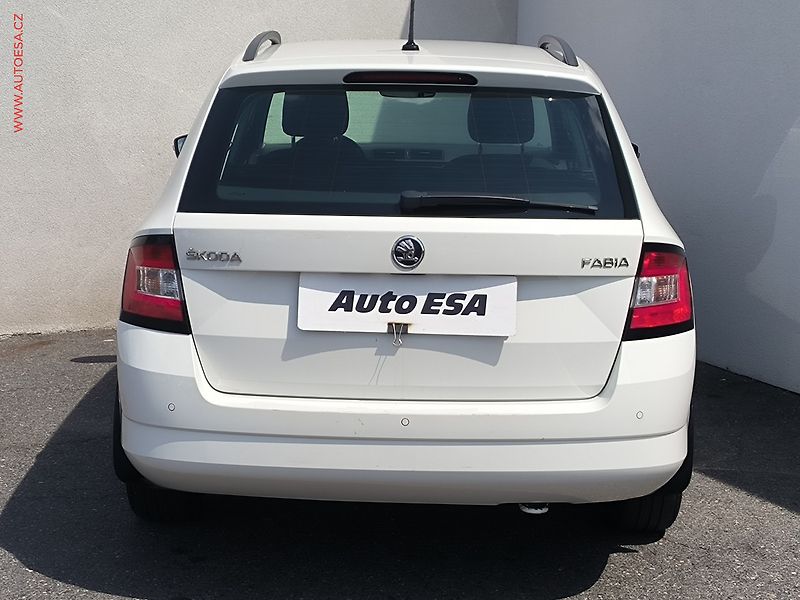 Škoda Fabia (2016) 1.2 TSi, 2.maj,ČR - fotka 5 z 21