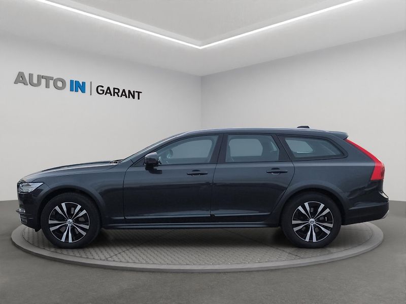 Volvo V90 (2019) CROSS COUNTRY D4 4x4 2.0 140kW - fotka 8 z 28