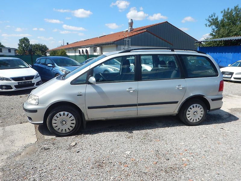 Seat Alhambra 1.9 TDi 85 kw - fotka 3 z 13