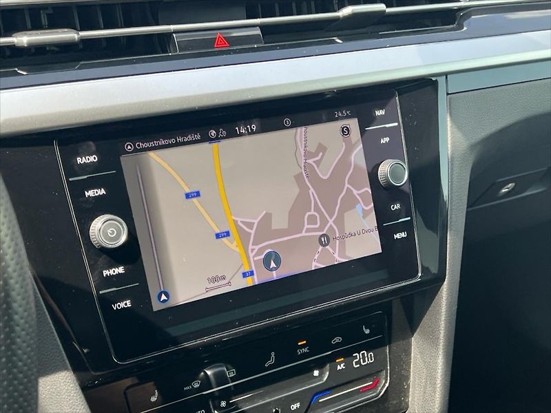 Volkswagen Arteon 2,0 TDi 110kW 7DSG R-line - fotka 22 z 26