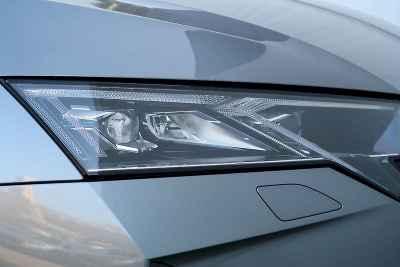 Škoda Octavia (2024) Top Selection 1.5 TSI 110 kW - fotka 10 z 28