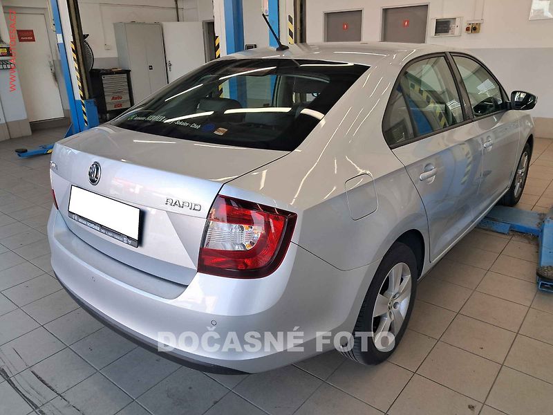 Škoda Rapid (2019) 1.0 TSI, ČR, servis.kniha, AC - fotka 2 z 3