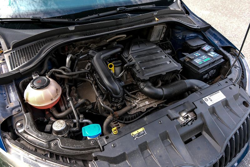 Škoda Fabia (2018) po servisu | vyhř. sedadla - fotka 15 z 16