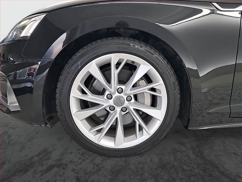 Audi A5 (2020) 45 TFSI - fotka 15 z 17