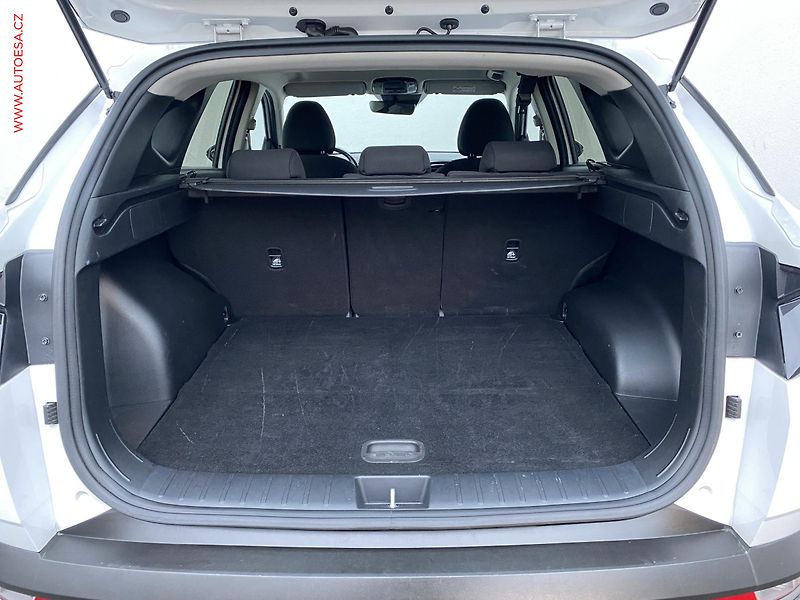Hyundai Tucson (2022) 1.6 T-GDi, 2.maj,ČR, Smart - fotka 7 z 20