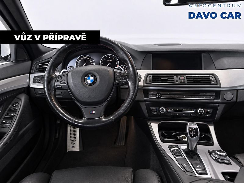 BMW Řada 5 2,0 525d xDrive Touring CZ - fotka 3 z 12