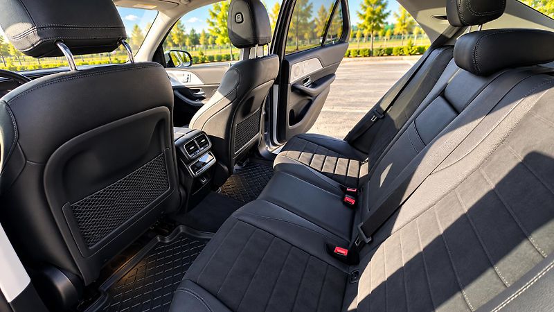 Mercedes-Benz GLE (2022) GLE 350 de 4MATIC - fotka 11 z 13