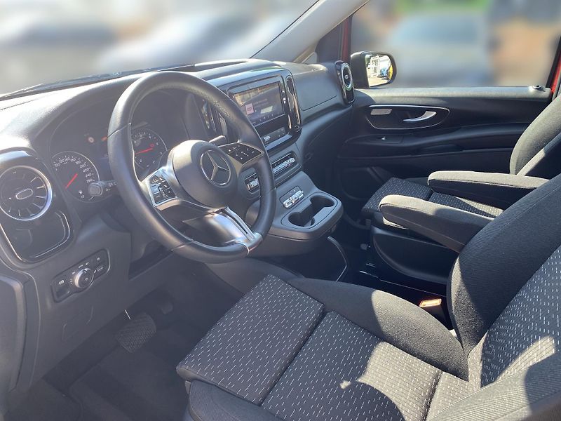 Mercedes-Benz Vito 124 CDI/L 4M TS 8 míst - fotka 13 z 24