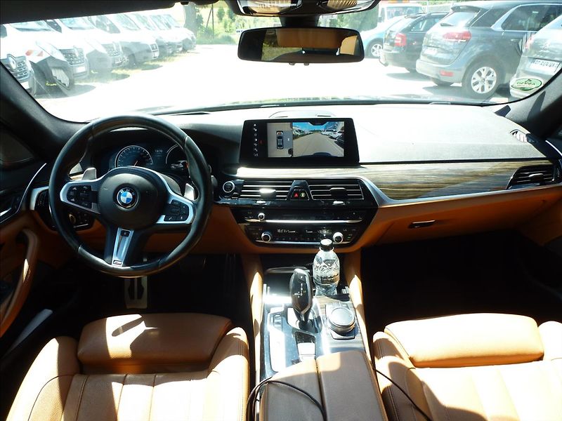 BMW Řada 5 3,0 D X-Drive M-Paket  Carbon - fotka 32 z 62