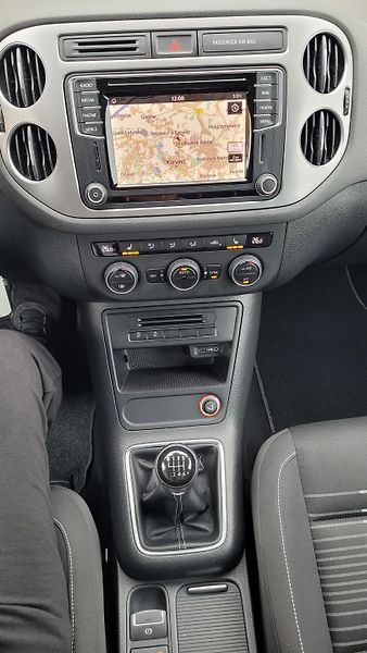 Volkswagen Tiguan (2016) 2,0TDi 110kW Lounge  - fotka 31 z 43