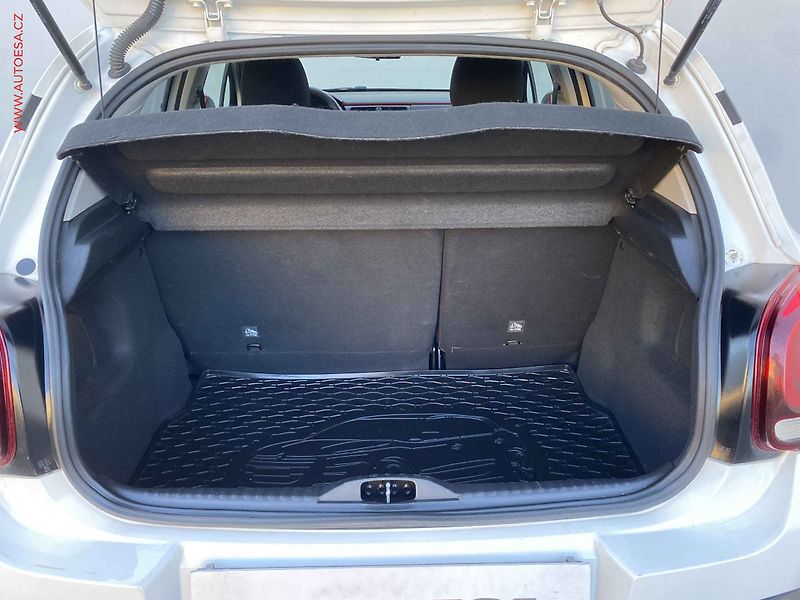 Citroën C3 (2021) 1.2PT, 2.maj,ČR, Navi - fotka 7 z 17