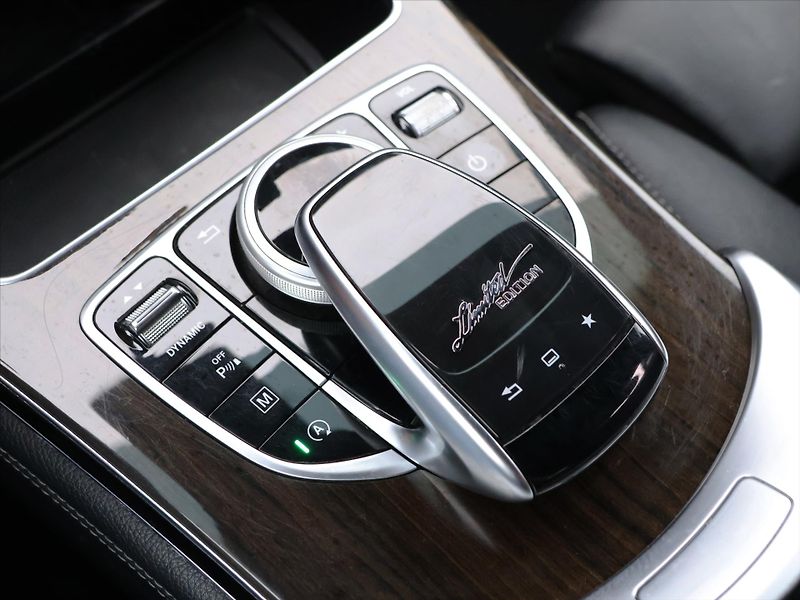 Mercedes-Benz GLC 2,1 220d 125kW 4Matic Aut. LED - fotka 32 z 41