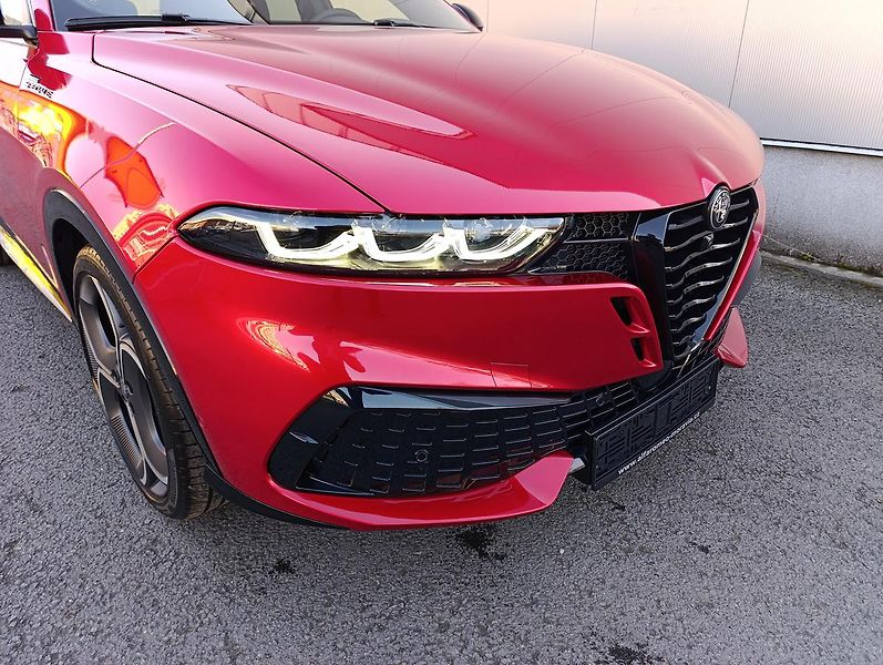 Alfa Romeo Tonale (2026) Sport Speciale 1,5 Ibrida 175k - fotka 11 z 44