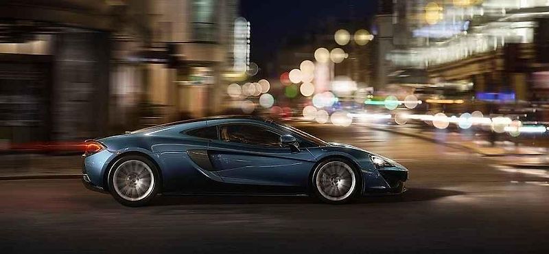 McLaren 570GT.
