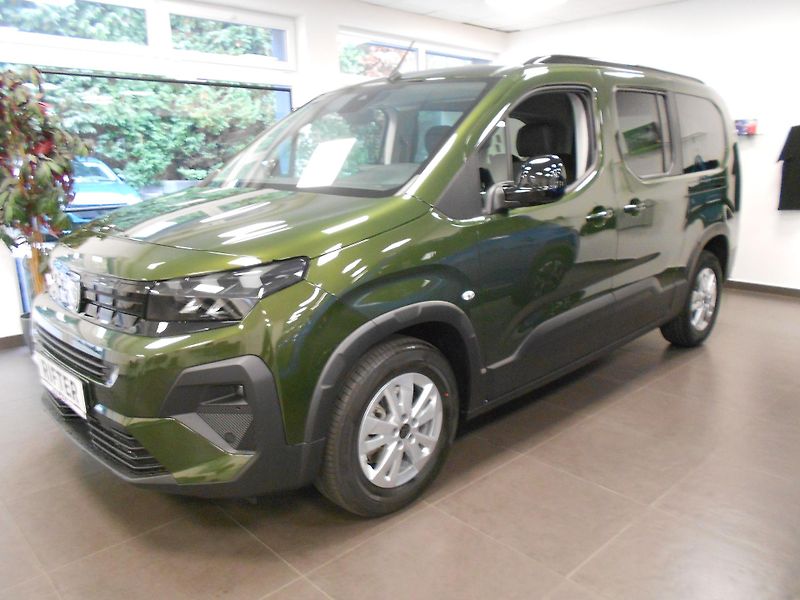 Peugeot Rifter LONG ALLURE BlueHDi 130 M6 - fotografie inzerátu