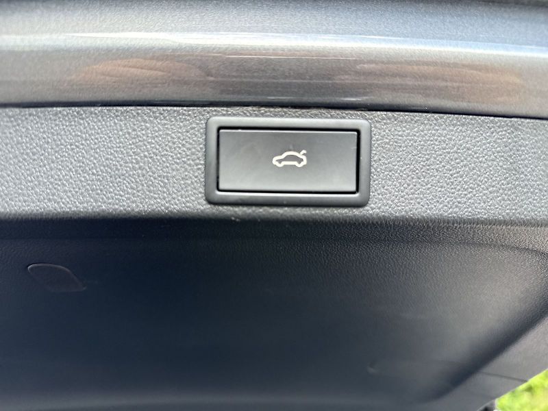 Škoda Octavia (2024) Combi 2.0 TDI DSG Style - fotka 28 z 32