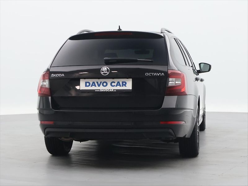 Škoda Octavia 2,0 TDI DSG Soleil - fotka 6 z 30
