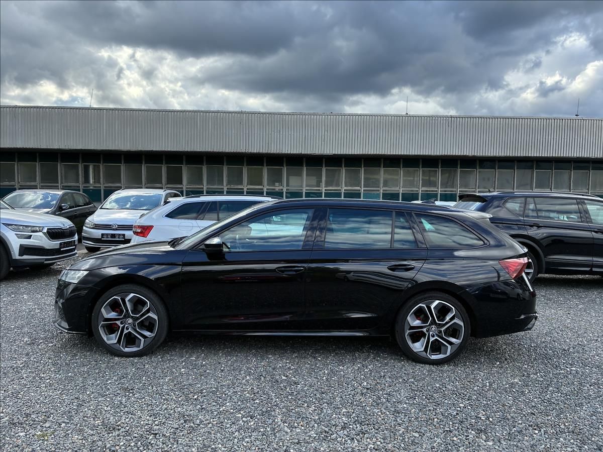 Škoda Octavia 2,0 RS,CHALLENGE,TAŽNÉ,KŮŽE