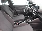 Peugeot 2008 (2025) Style 1.2 PureTech - náhled 9
