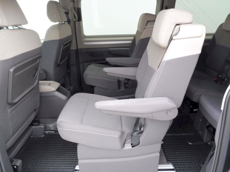 Volkswagen Multivan (2025) Long Life 1,5 TSI PHEV 180kW D - fotka 20 z 30