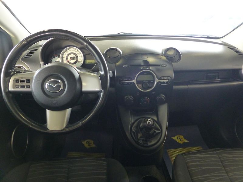Mazda 2 (2010) 1,3I-63KW**KLIMA**ALU KOLA - fotka 17 z 20