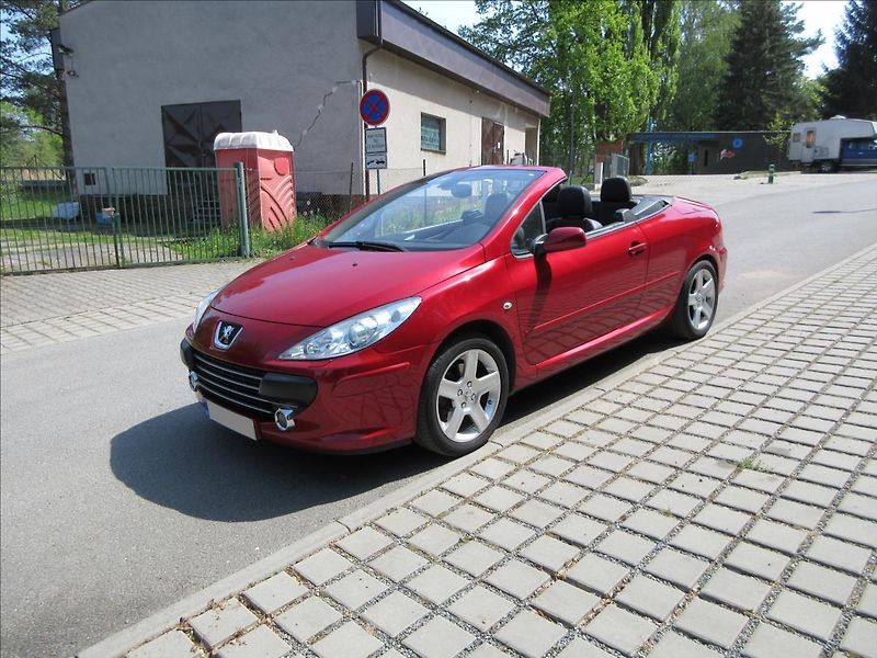 Peugeot 307 2,0 CC 2.0HDi 100Kw, JBL, Kůže - fotka 3 z 37