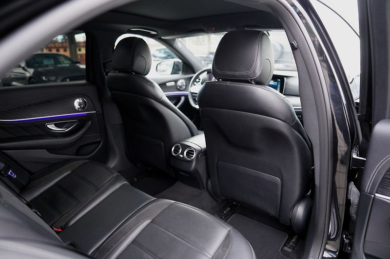 Mercedes-Benz Třídy E E 53 AMG 4Matic+/440PS - fotka 28 z 48