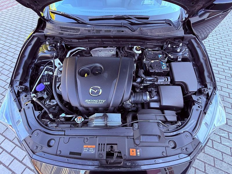 Mazda 3 2.0 Skyactiv Sports-Line, Serv - fotka 24 z 25
