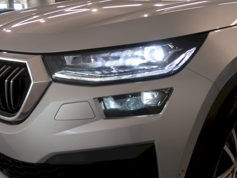 Škoda Kodiaq (2023) L&K 2.0TDI 147KW 4x4 DSG TAŽNÉ - fotka 10 z 43