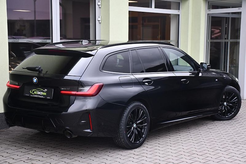 BMW Řada 3 320D xDrive M-SPORT ČR 1.M - fotka 4 z 47