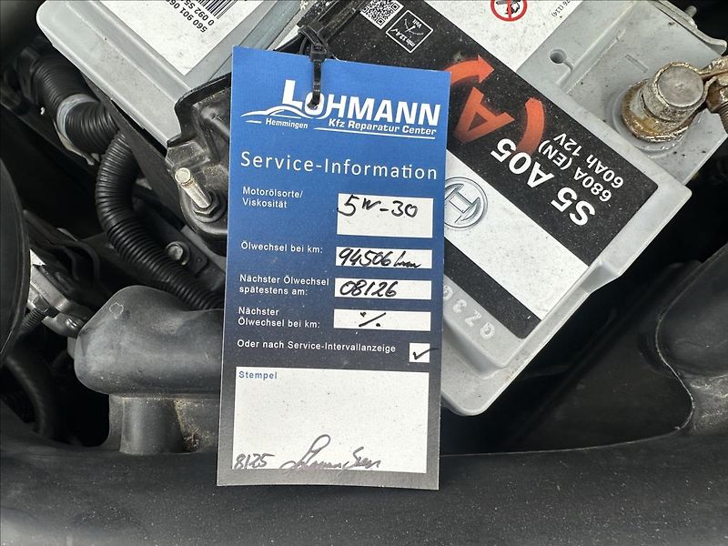 Nissan Qashqai 2,0 4x4 AUTOMAT TEKNA - fotka 30 z 37