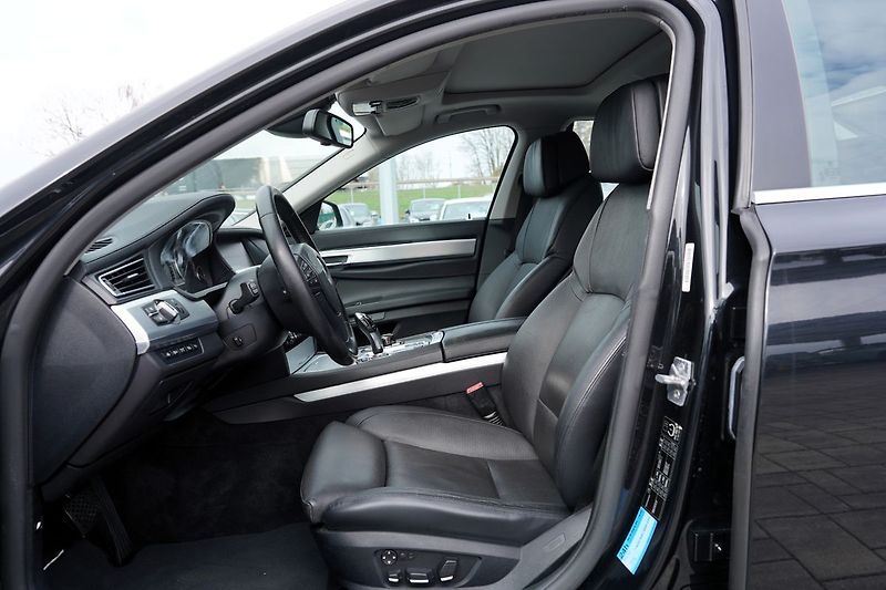 BMW Řada 7 730d  NEPOJÍZDNÉ, - fotka 22 z 45