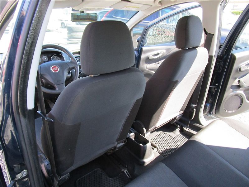 Fiat Punto 1.4 i, CNG, klima - fotka 24 z 36