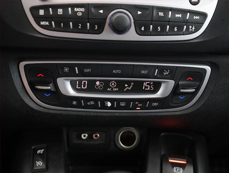 Renault Grand Scénic (2011) 1.5 dCi, po STK, udržované - fotka 12 z 17