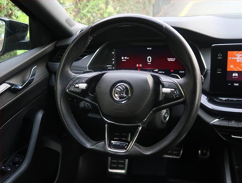 Škoda Octavia (2023) 2.0 TDI - fotka 16 z 26