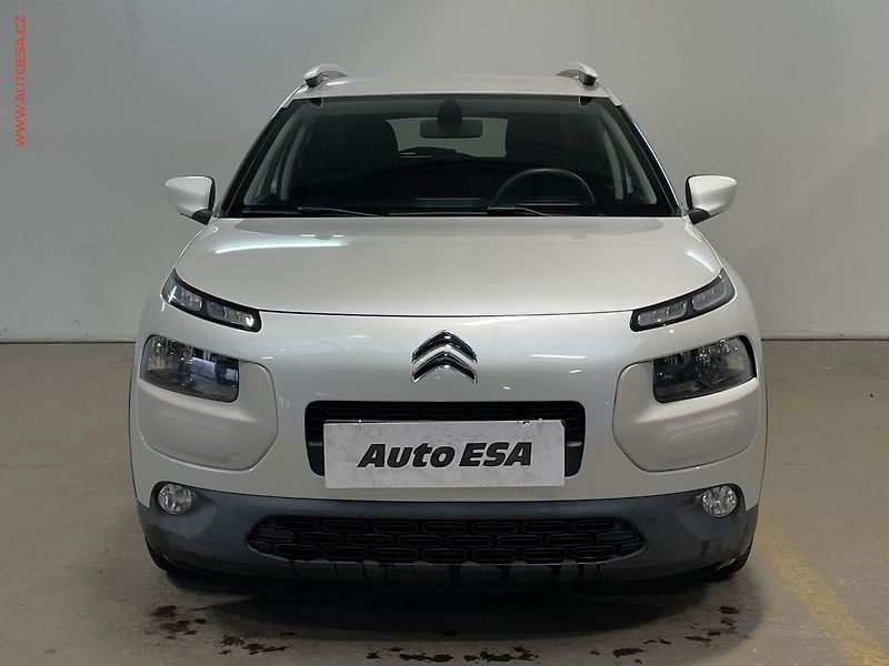 Citroën C4 Cactus (2016) 1.2PT, Shine - fotka 2 z 16