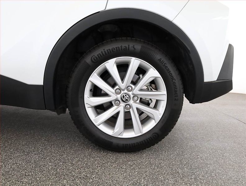 Toyota C-HR (2025) 1.8 Hybrid - fotka 18 z 18